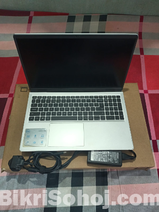 Dell Inspiron 15 3511